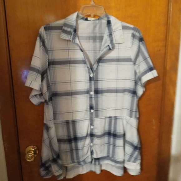 High low blouse - Picture 3 of 8